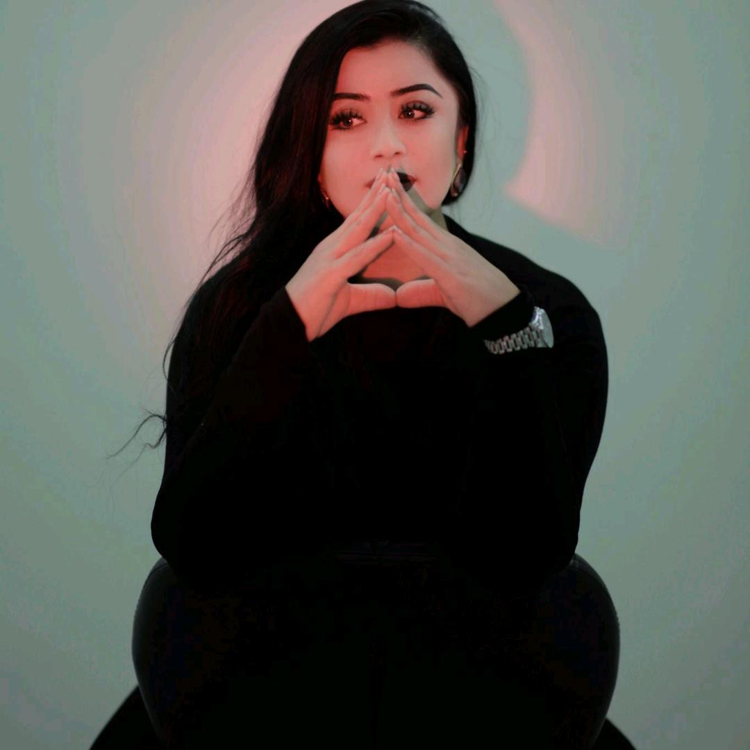 🦋