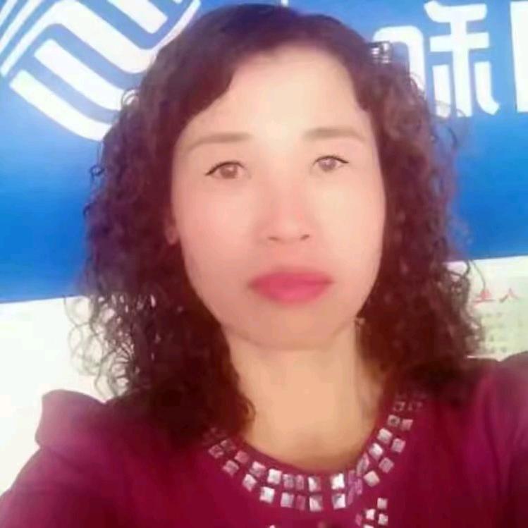 芹姐穿搭