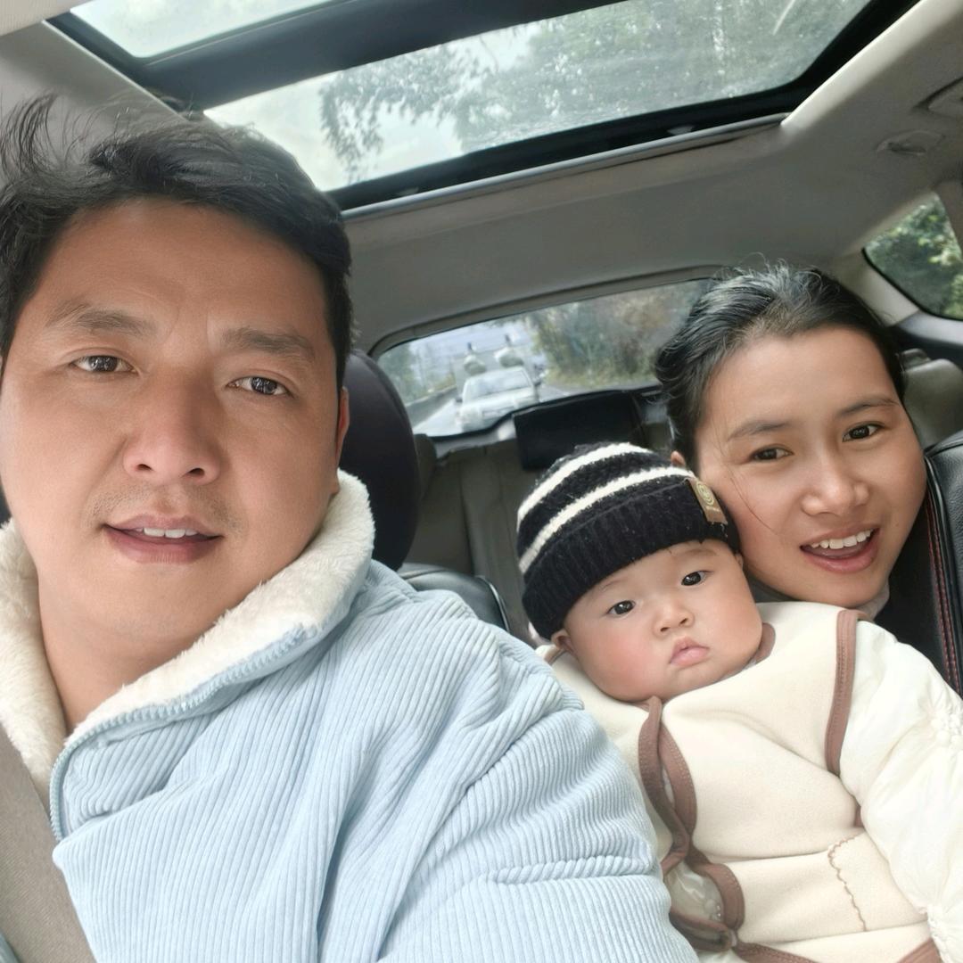 (石月亮)🌙山里的大咔车