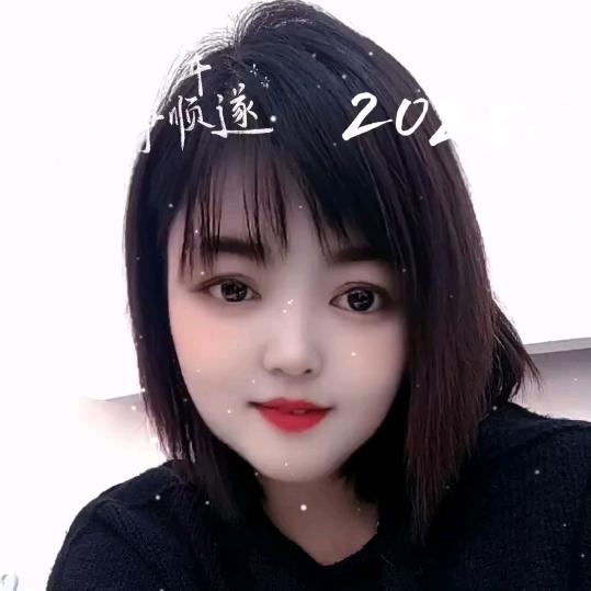 《艾琪》女装