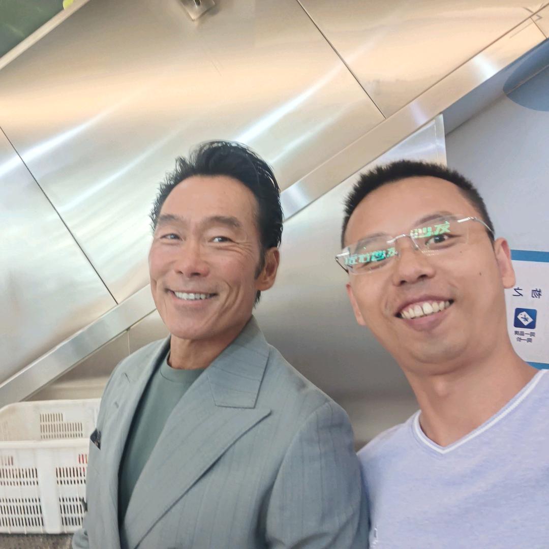 那个做广告和装修的