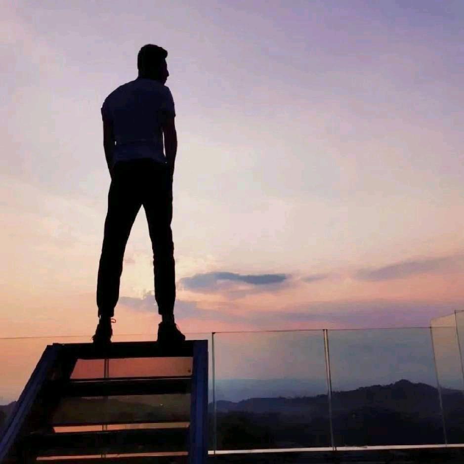 三个男人的故事