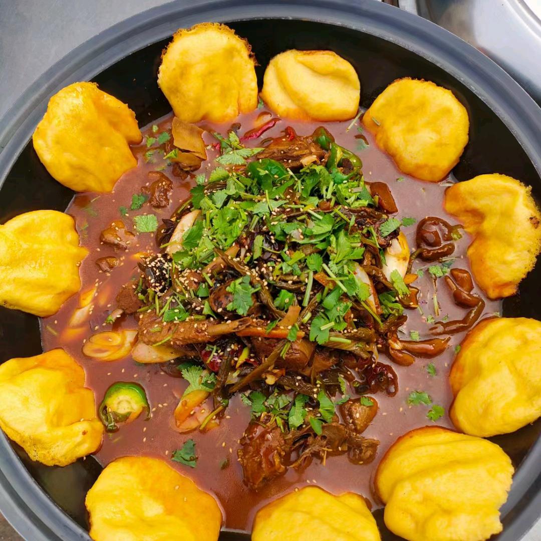 灶台炖肉