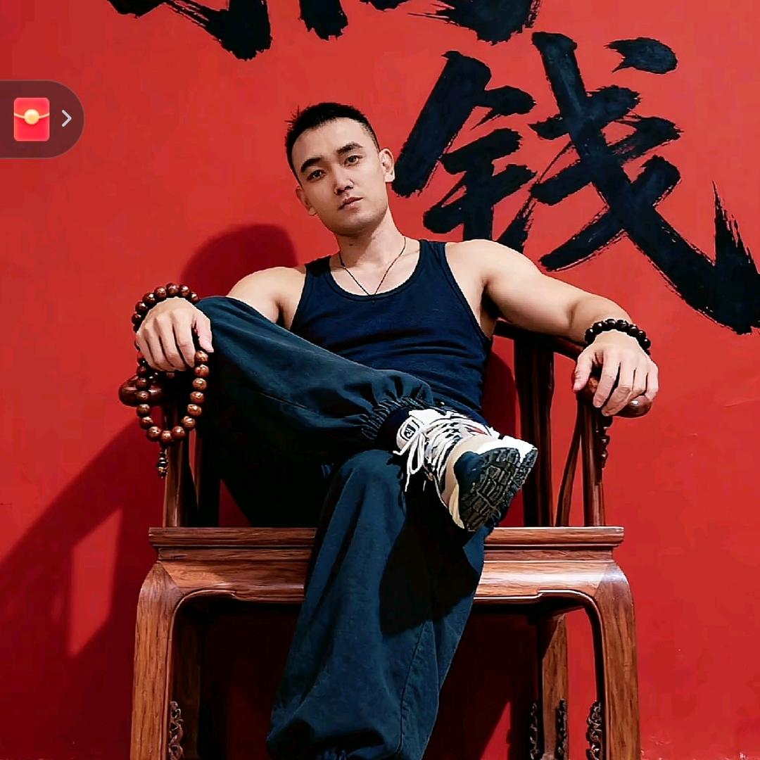 坡儿上的小石头―机车生活