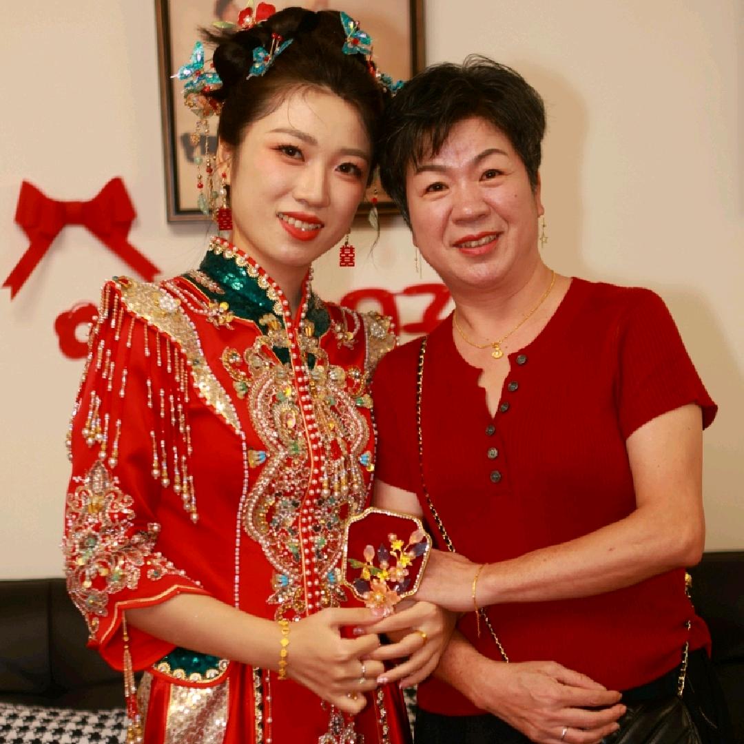 雪溪花姐