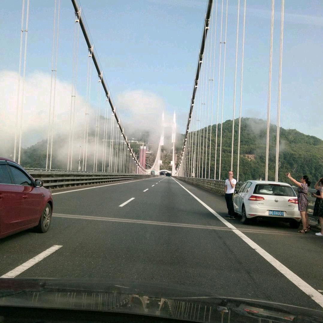劳资蜀道山