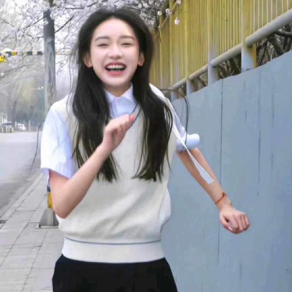 比钻石还闪亮的男人