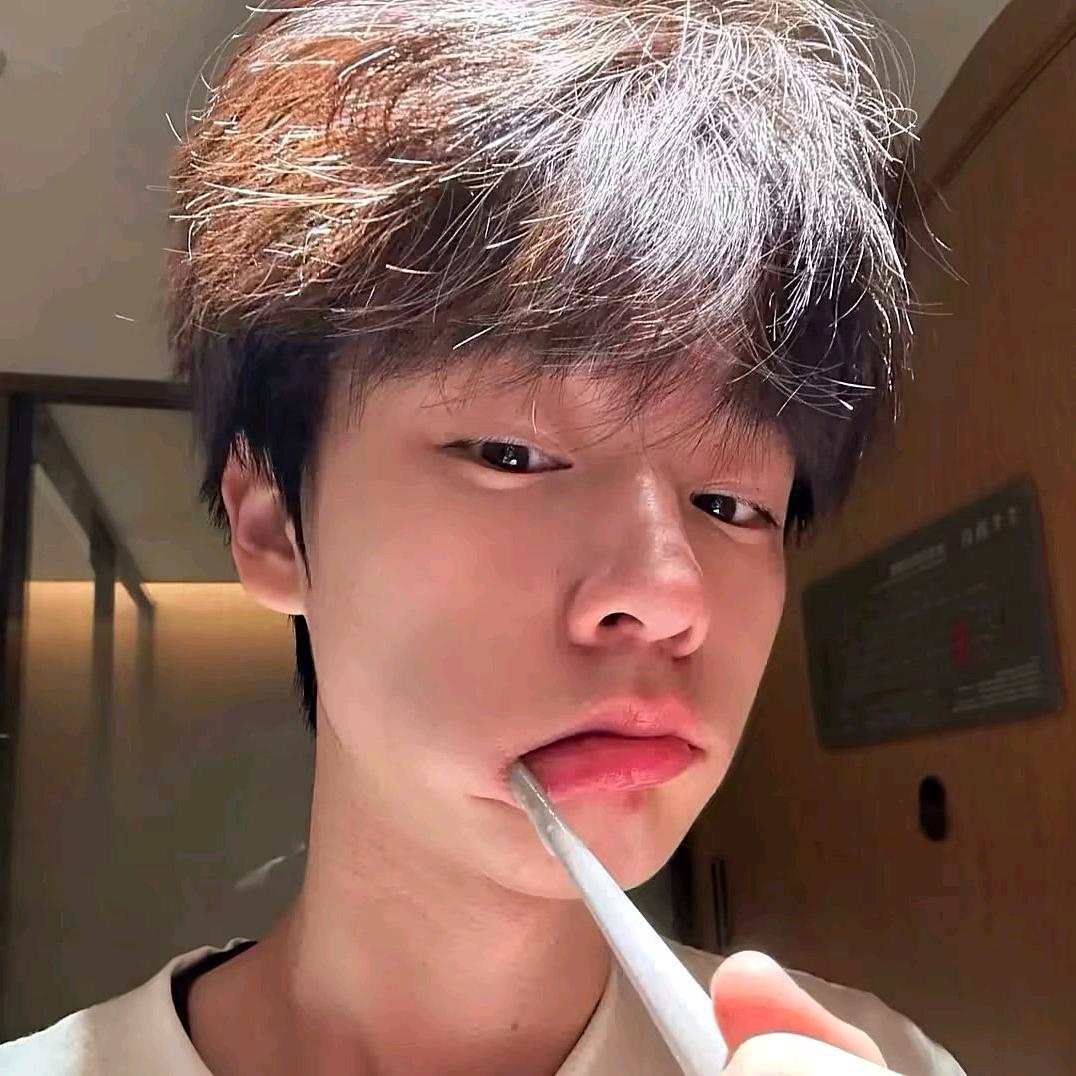 你在教陈某人做事