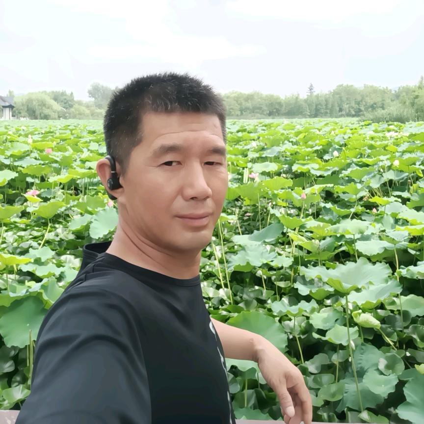晌午流云