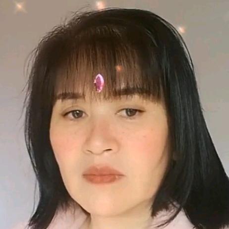 弯姐修补毛衣