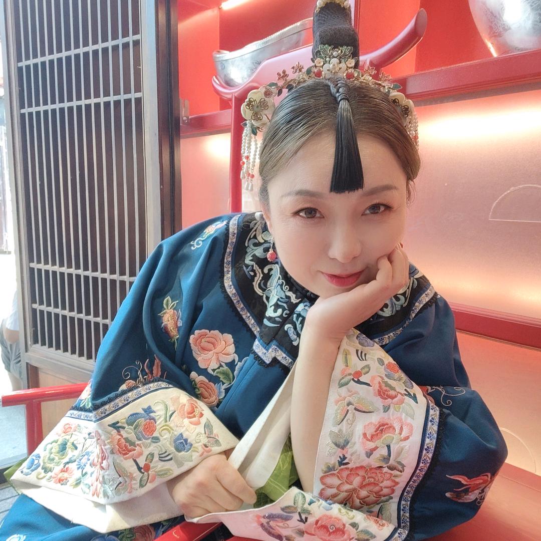 ♥(｡￫v￩｡)钰莹