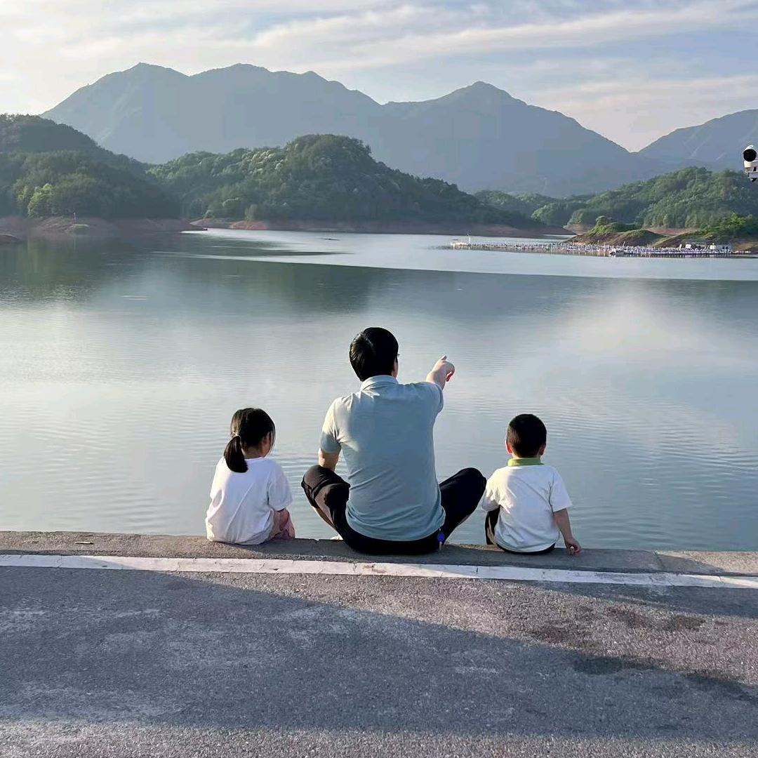 童童吖