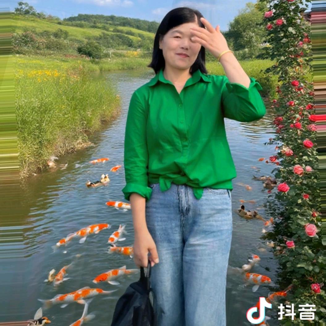 英子