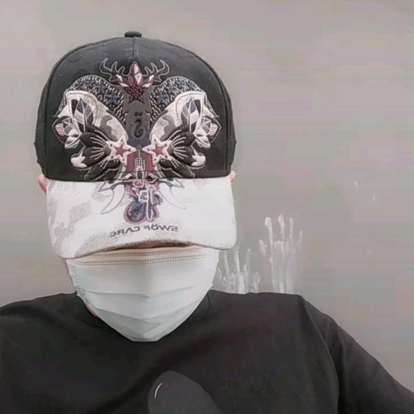 温文尔雅࿐
