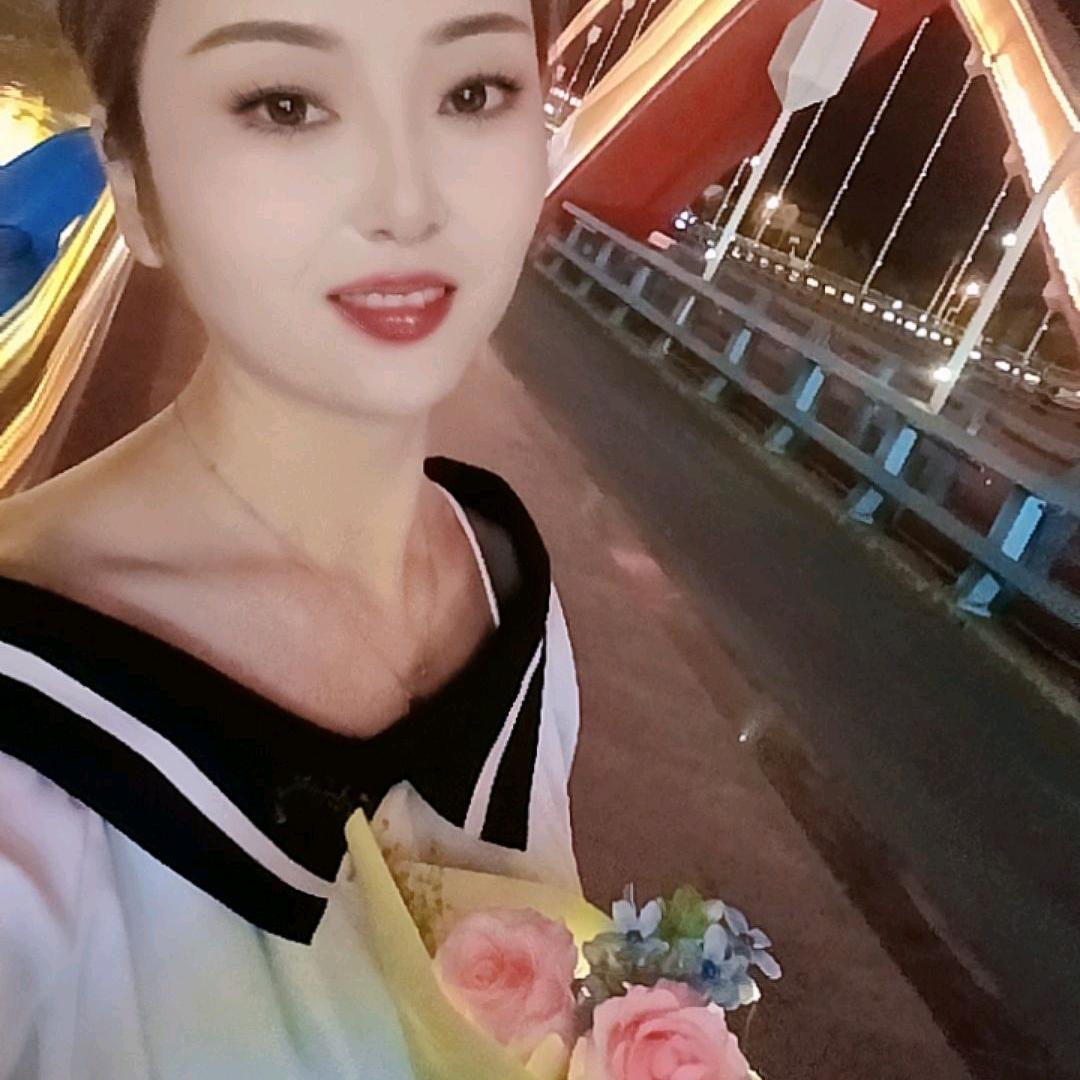 姐的气场两米八🤒