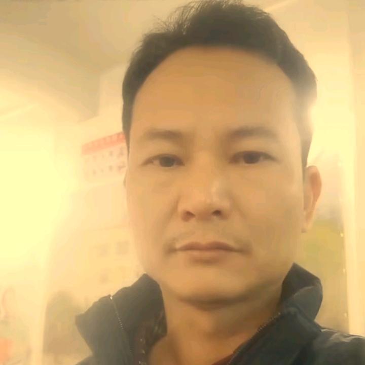梁爽哥