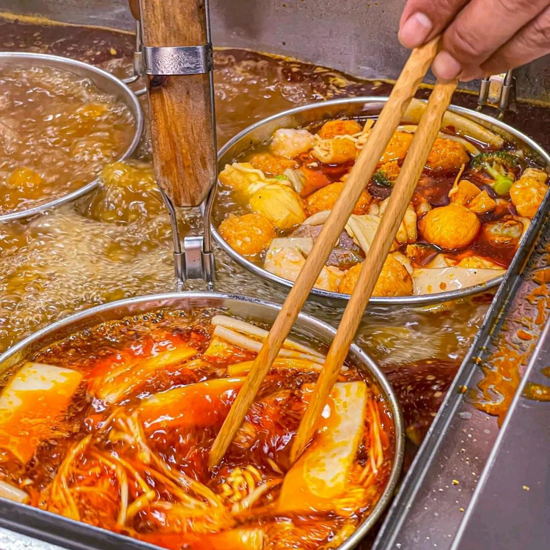 小胡麻辣烫.