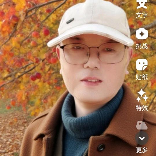 在努力中奔跑，在汗水中成长，面向辉煌，