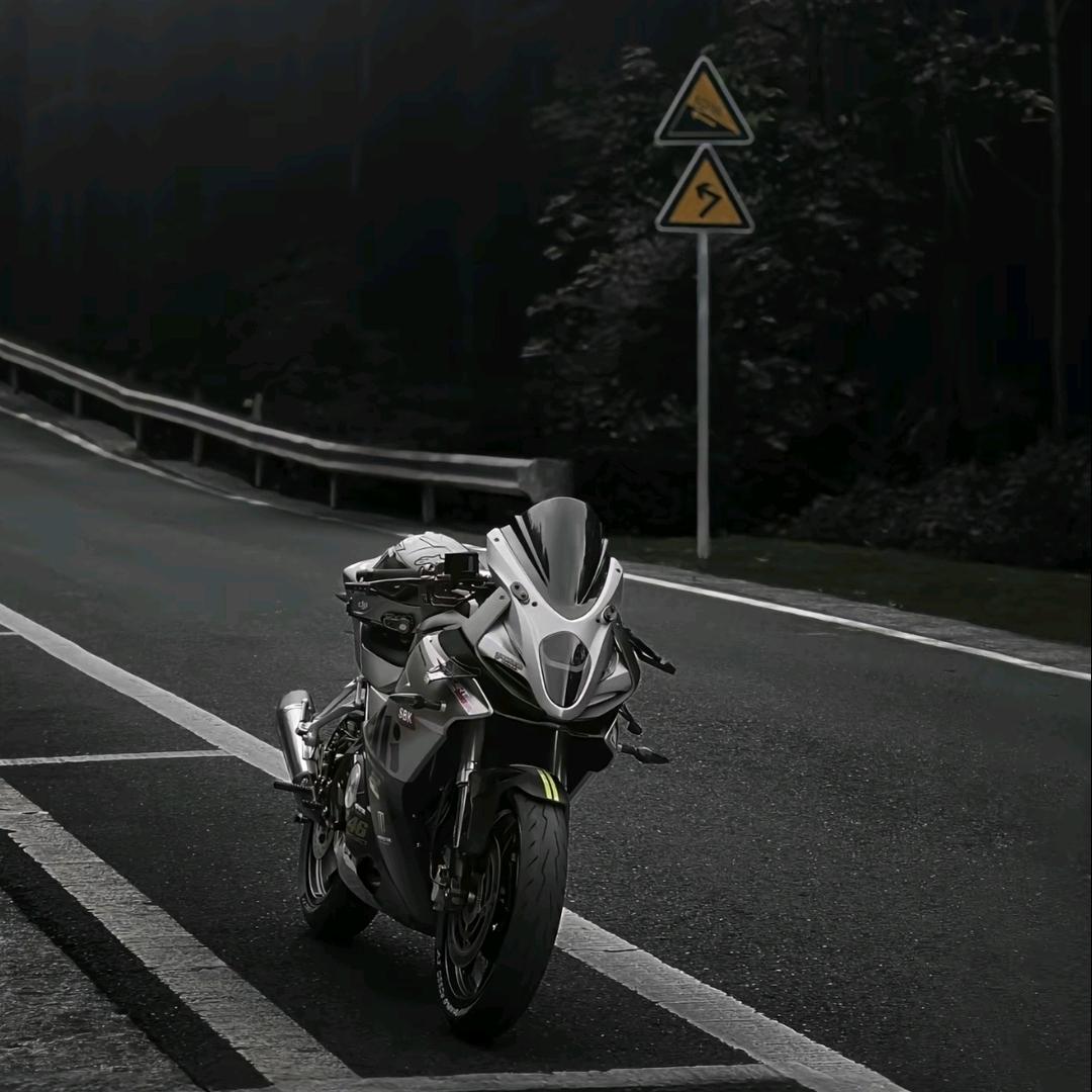 新乡旅游-小刘