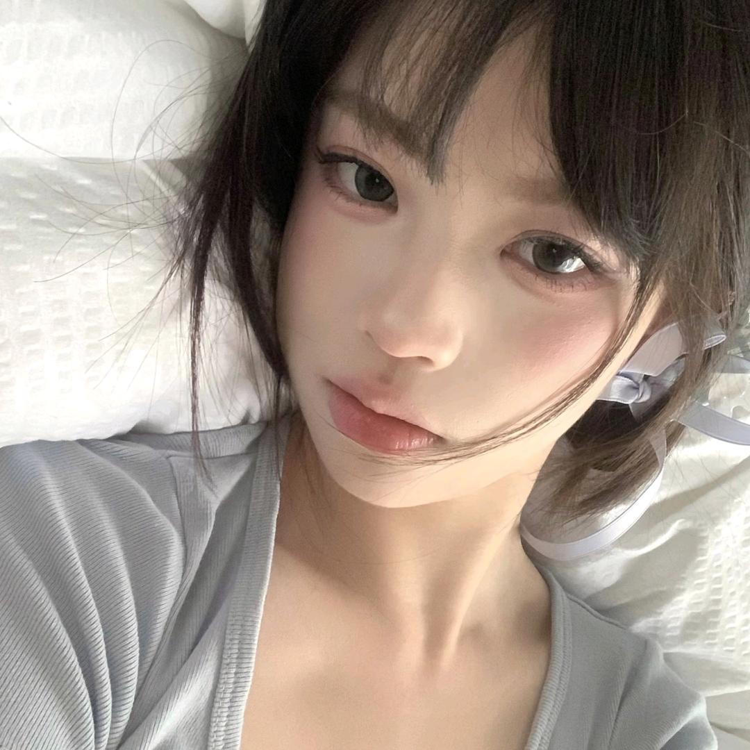 泡泡大王爱睡觉🐾