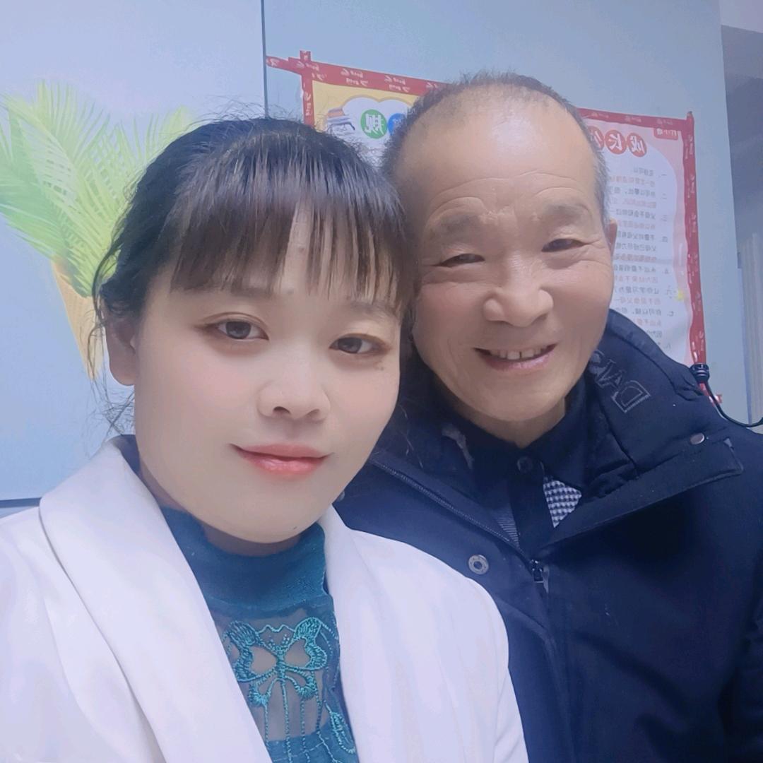 大叔宠妻（三胎怀孕初期）