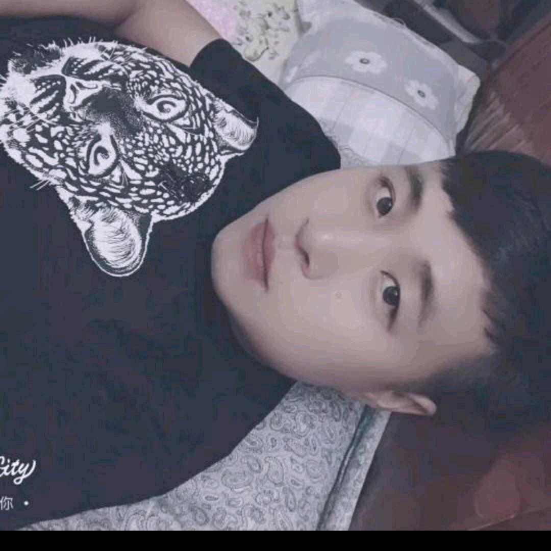 初识你名，久居我心！