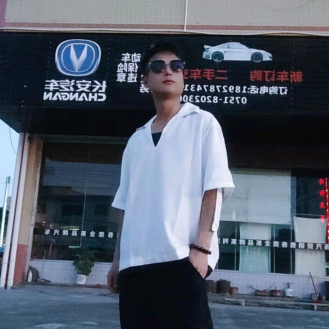 龙骏汽修喷漆