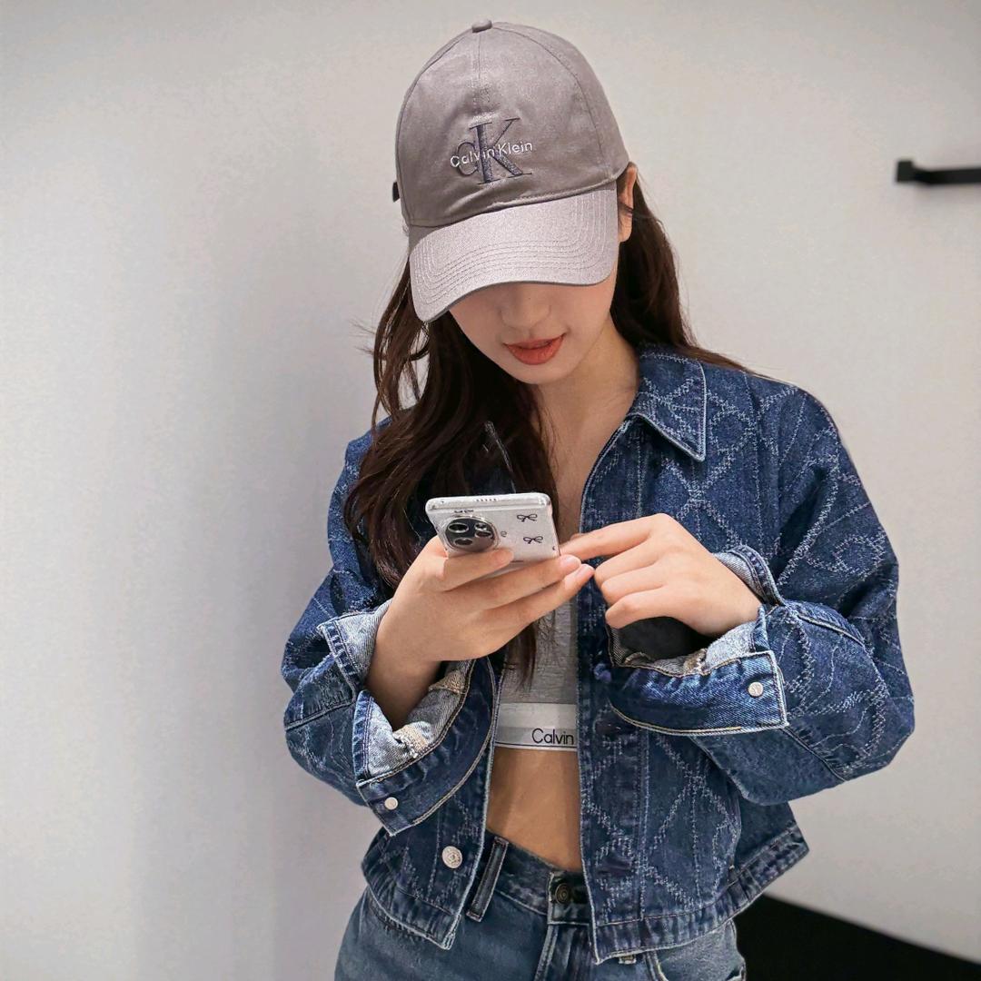 有一只条子猫🐈