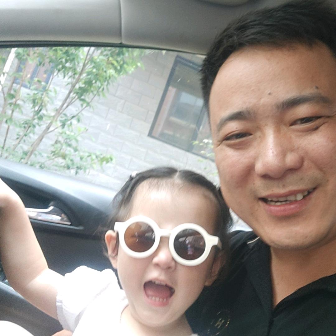 秦若宁的爸爸
