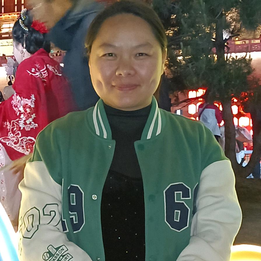 酒窝深深
