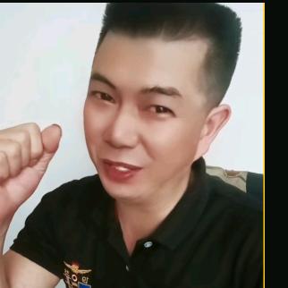 谁与争锋。