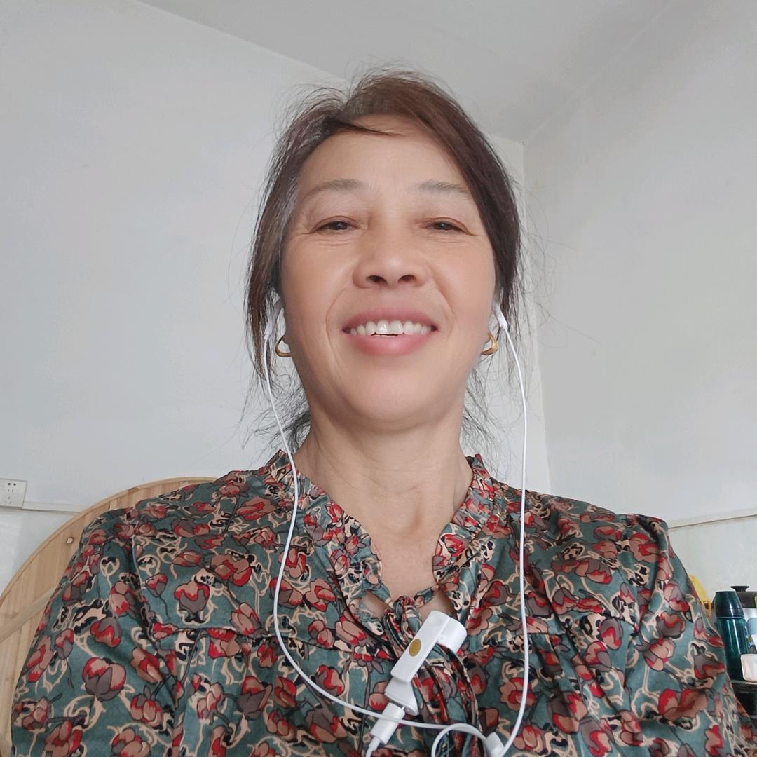 陈姐一部手机搭建百变画面