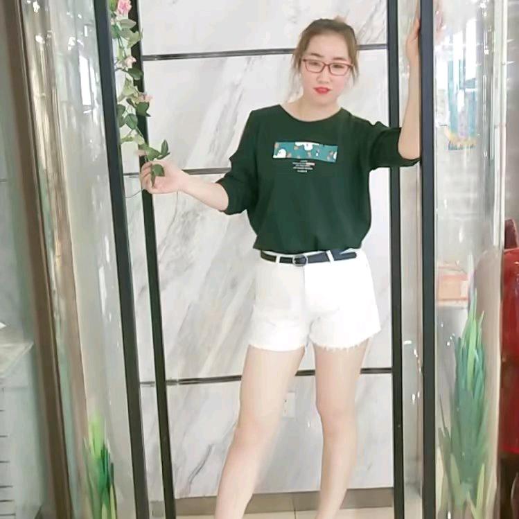 芳芳..