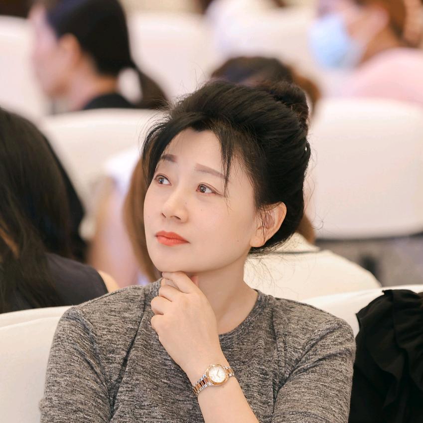 重庆珏琦仓储店静姐