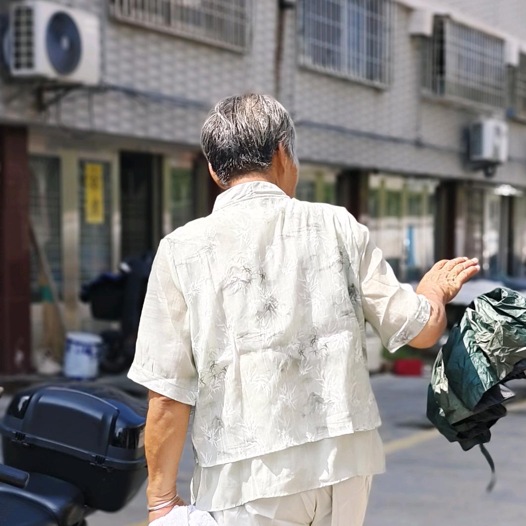 婚姻介绍人