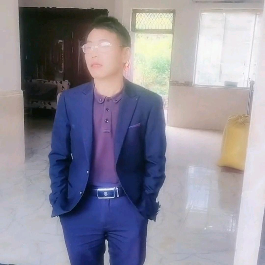 笑着哭最痛