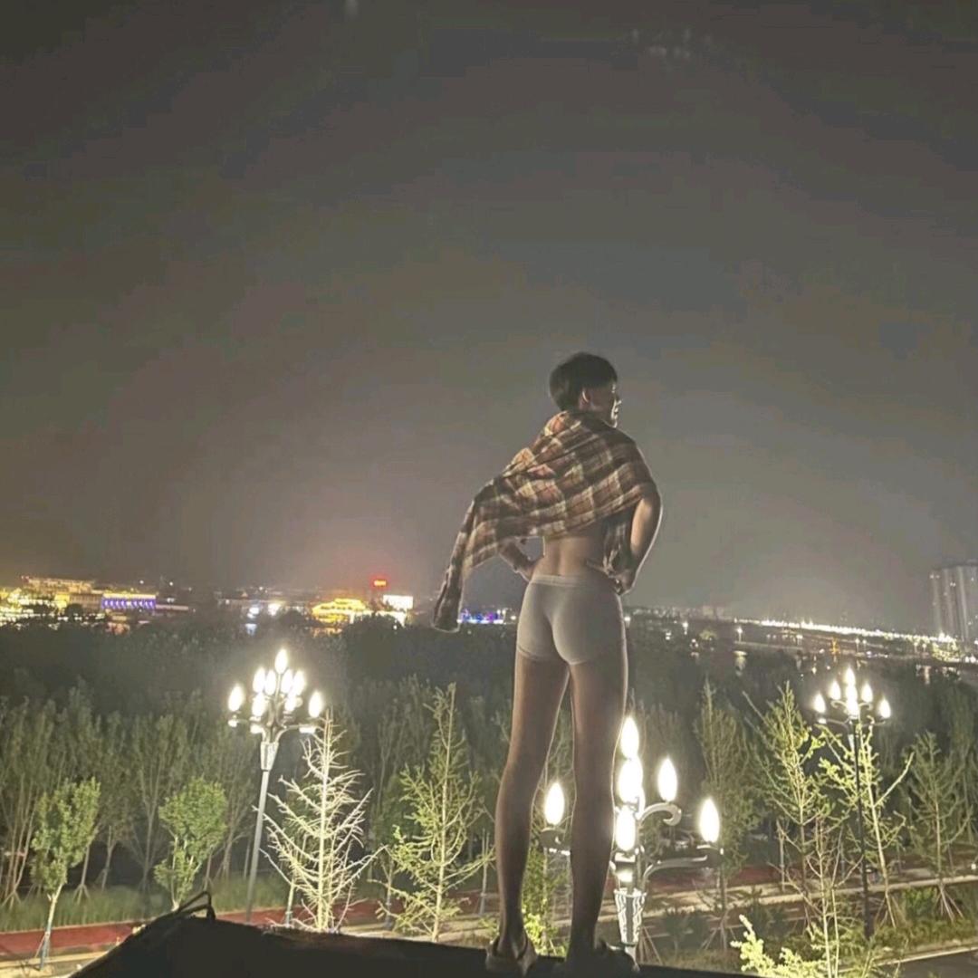 就爱甜妹