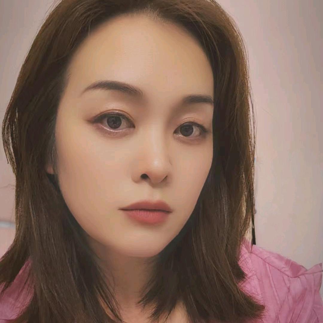 阿兰~悠芝婷服饰