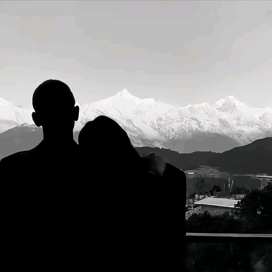 五月的天💚 ᐝ