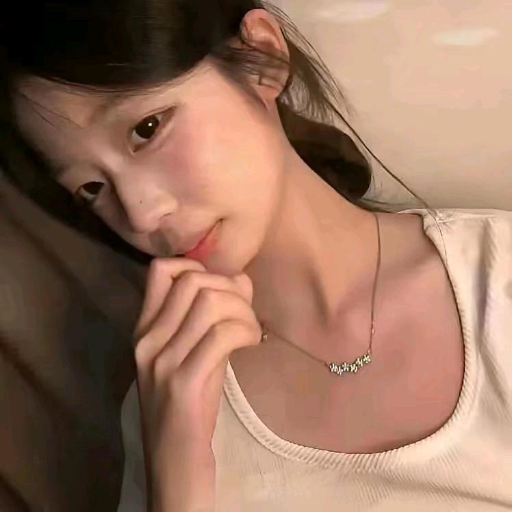 靓女