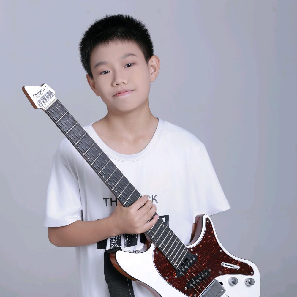 我爸逼我弹吉他(思翰)