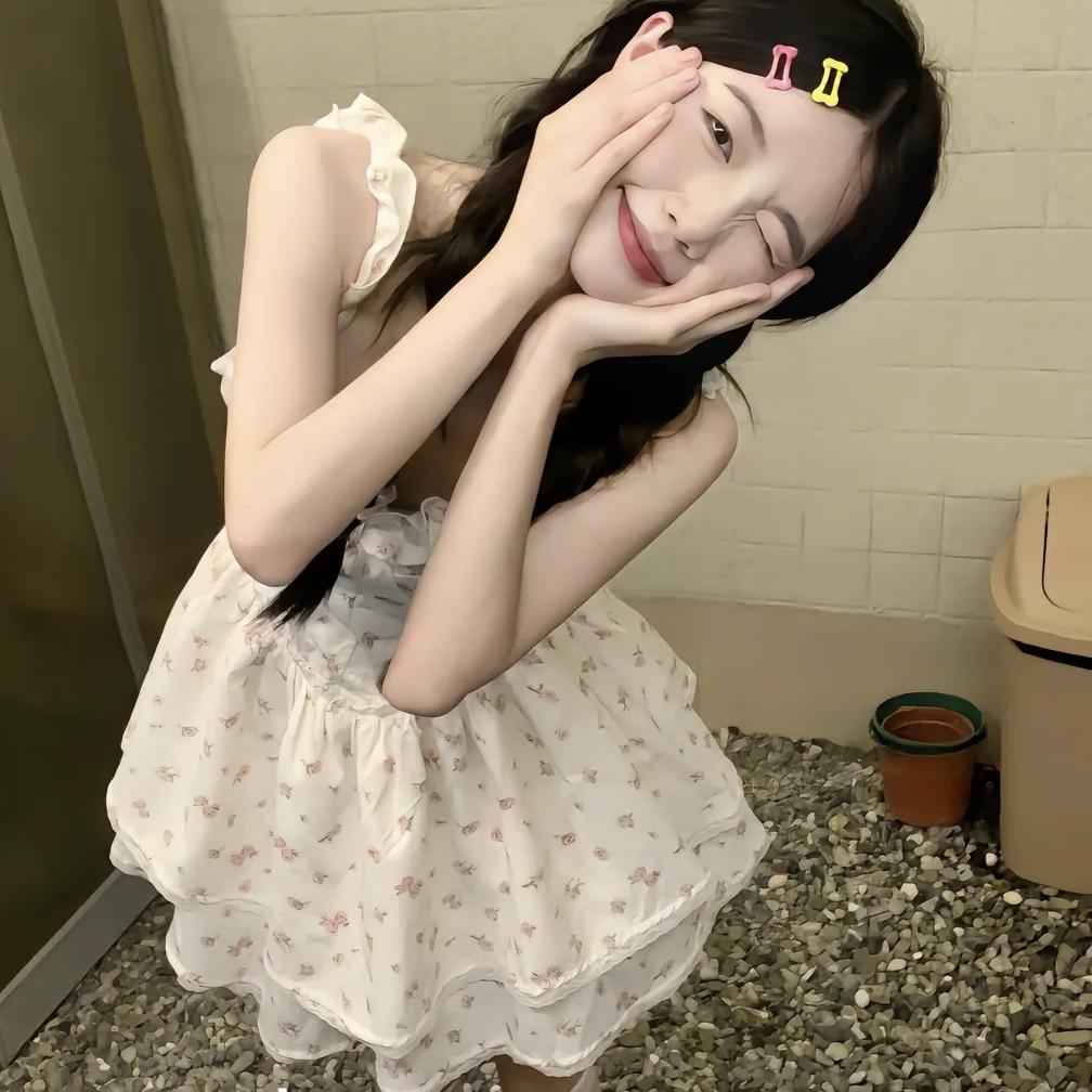 日 青