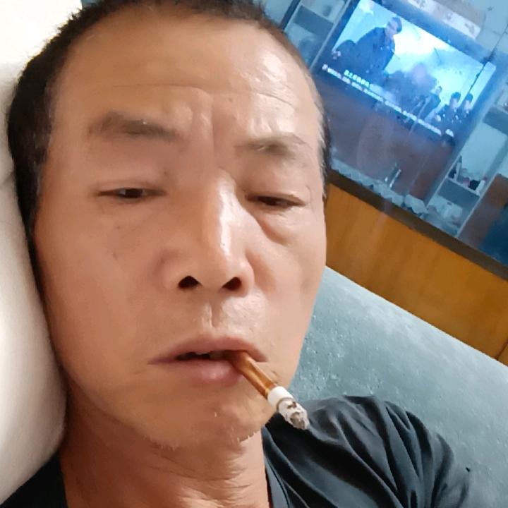 开心过好每一天，果笨