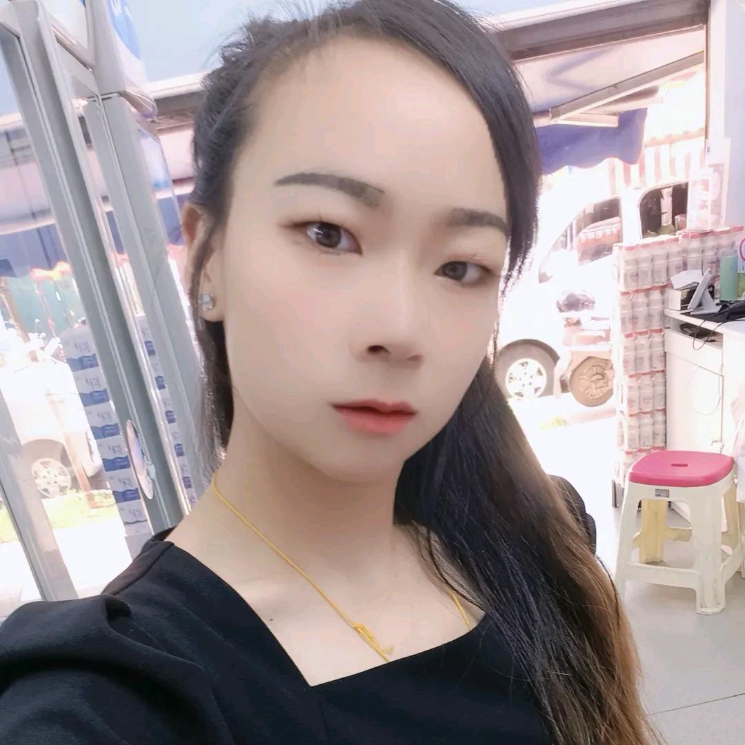 倩宝Lee