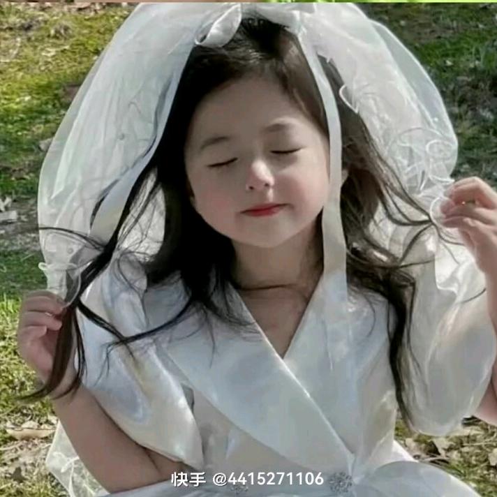 李雪🌺🌺🌺