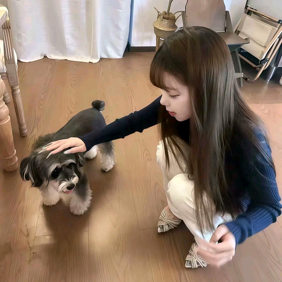 忧郁的油头妹🐾