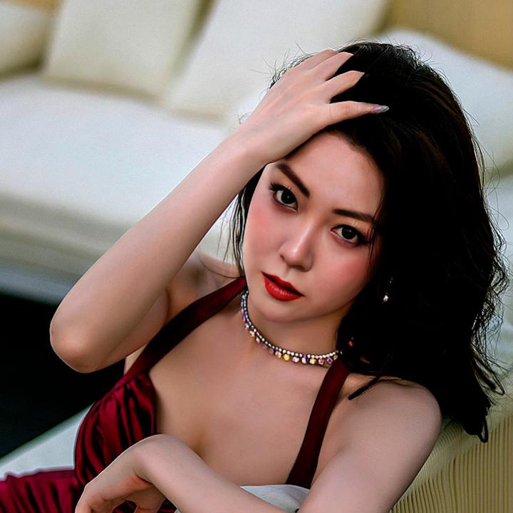 Angela岩