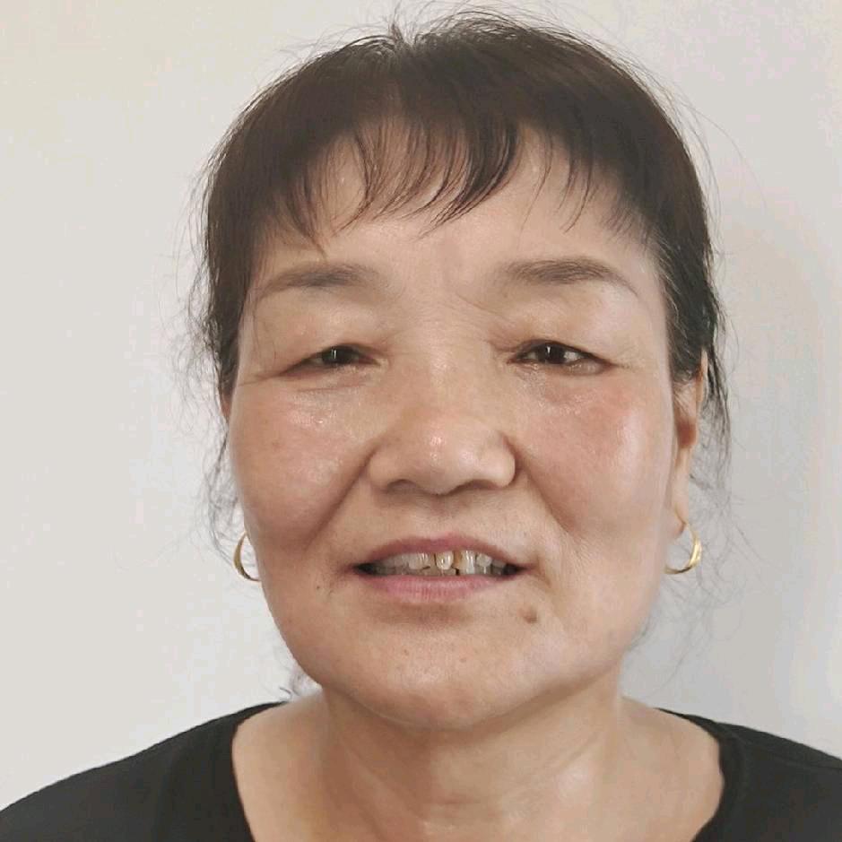 蓝魅彤(568)下午2点半开播