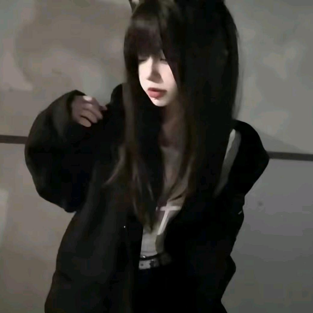 ⊙▽⊙阿 悸