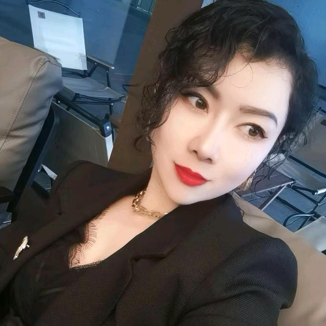 杨岚